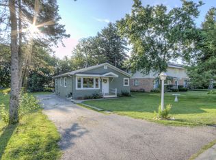 185 Elmhurst Ct, Williams Bay, WI 53191