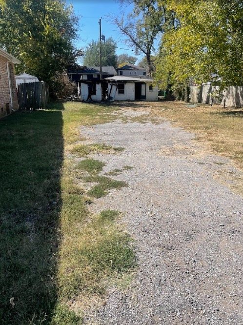 1st image of 1623B 16th Ave N