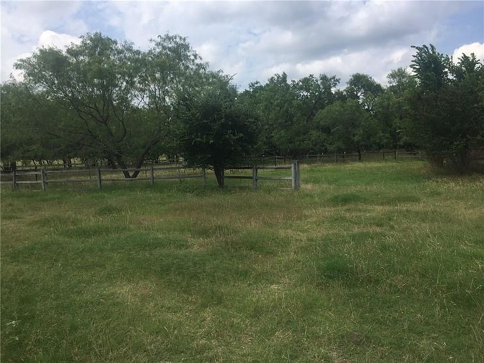 1st image of 8004 NE County Road 2071