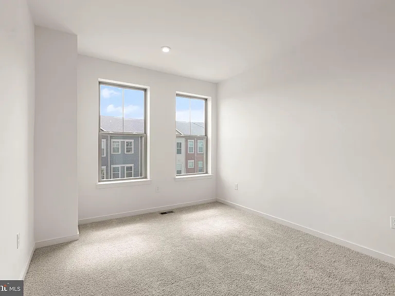6230 Folly Ln — Photo 42