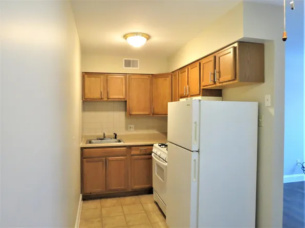 University Villa Apartments