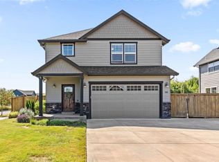 1810 Cedar Brook Dr, Eugene, OR 97402