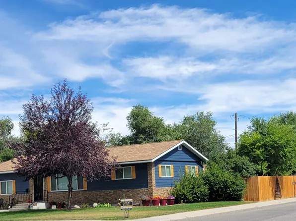 301 N 15th St E, Riverton, WY 82501