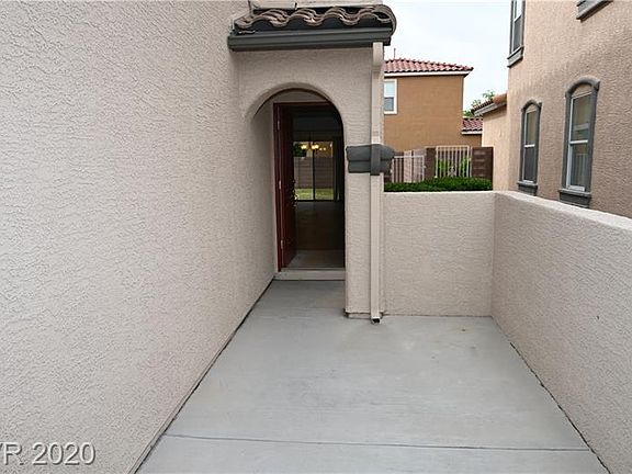 4th image of 10611 Calico Pines Ave