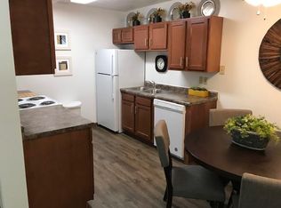 1427 Grandview Ave #7, Papillion, NE 68046