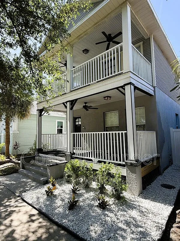 3 bed, 2.5 bath, 1498 sqft, $3,000 — Photo 2