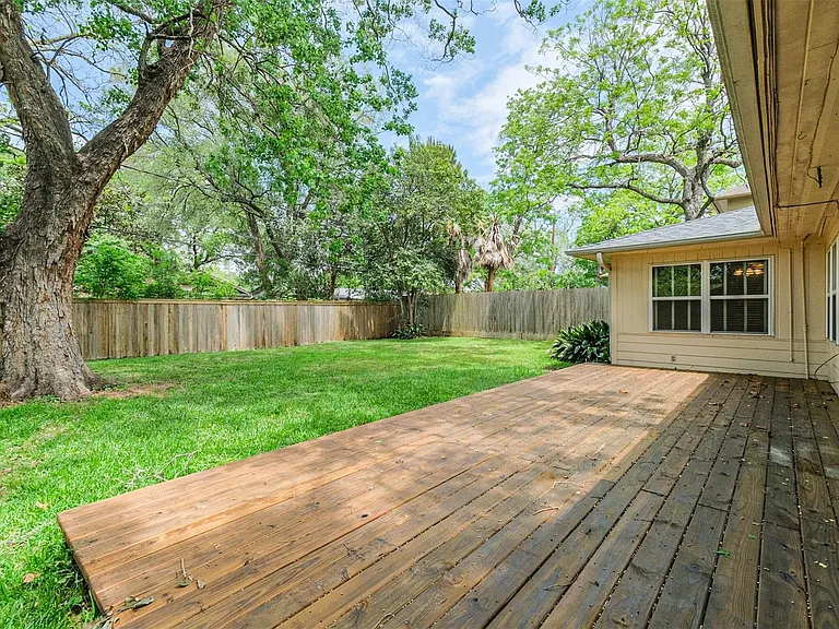 5450 Stillbrooke Dr — Photo 6