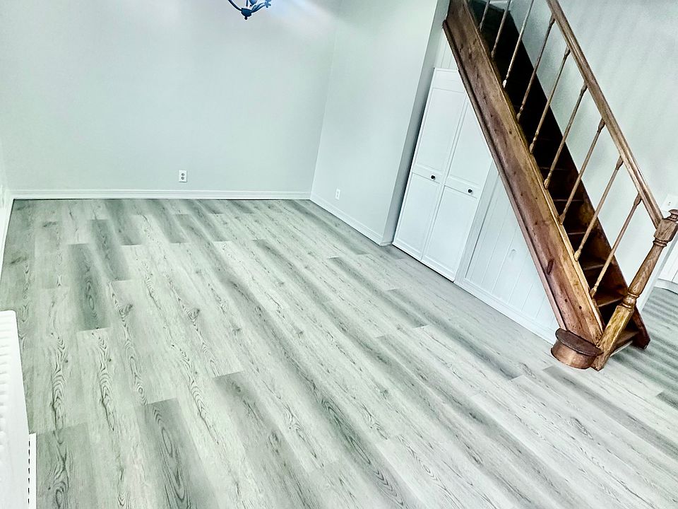 1st image of 122 Loomis Ave APT 1