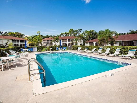 2nd image of 2330 Naples Trace Cir #9-903