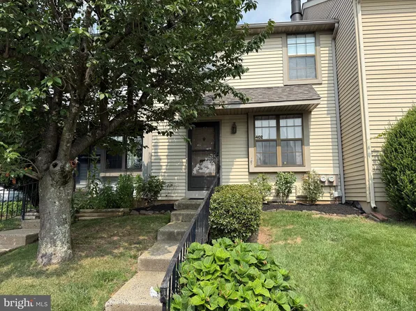 402 Hopkins Ct, North Wales, PA 19454