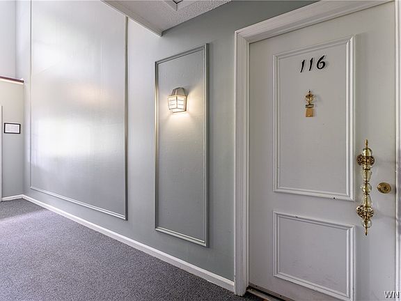 5th image of 4547 Chestnut Ridge Rd Unit 116B