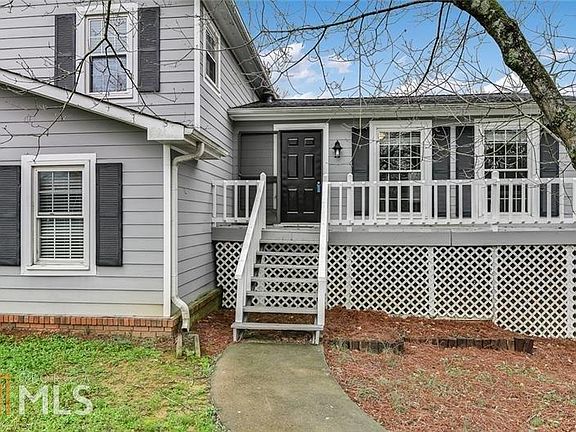 3rd image of 117 Farmington Dr