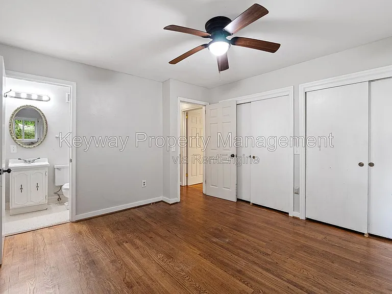 1823 Curtis Dr — Photo 16