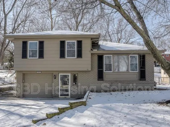 16003 E 35th St S, Independence, MO 64055