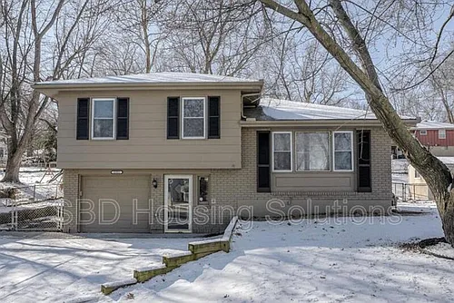 16003 E 35th St S Photo 1