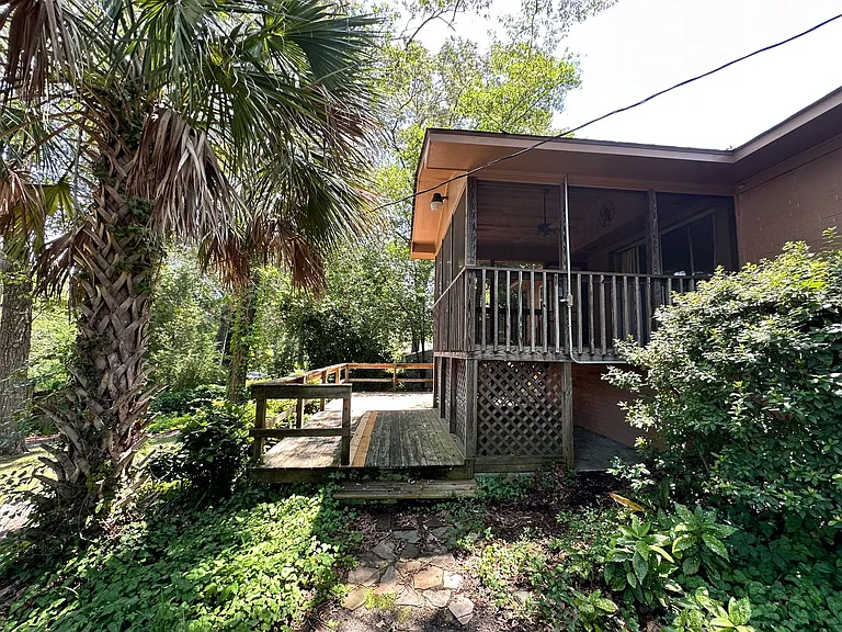3221 Foxhall Rd — Photo 40