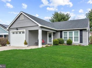 16 Cotherstone Dr, Southampton, NJ
