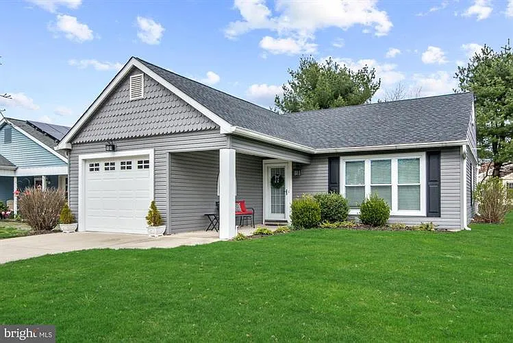 16 Cotherstone Dr photo 1