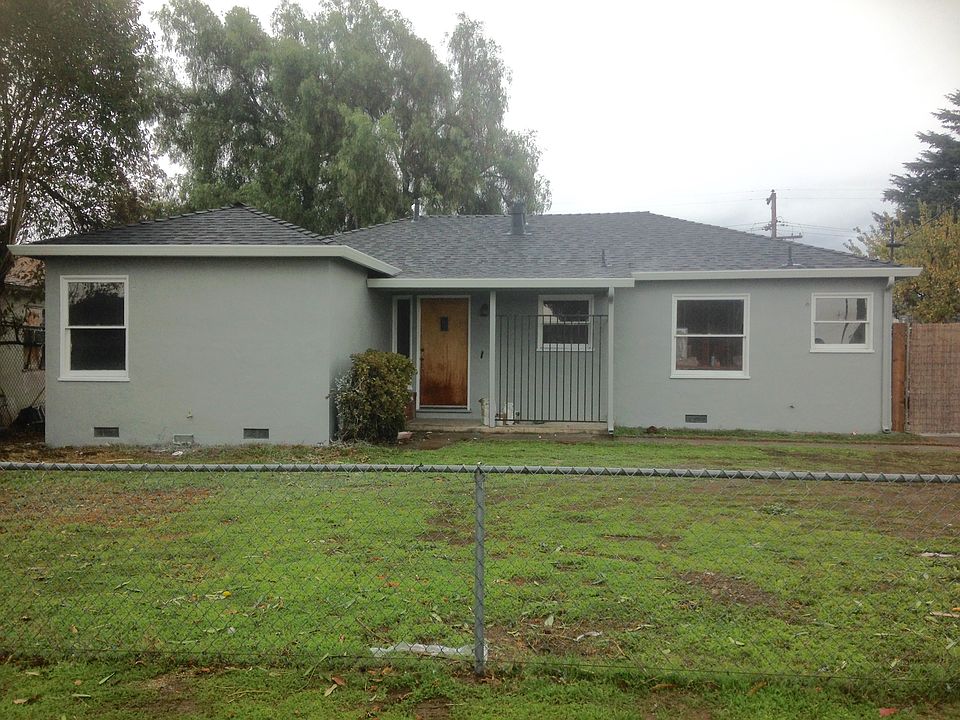 1st image of 670 Lotus St