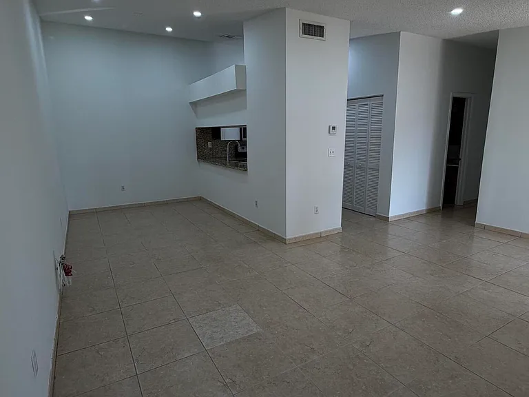 18290 Mediterranean Blvd #6-5 — Photo 13