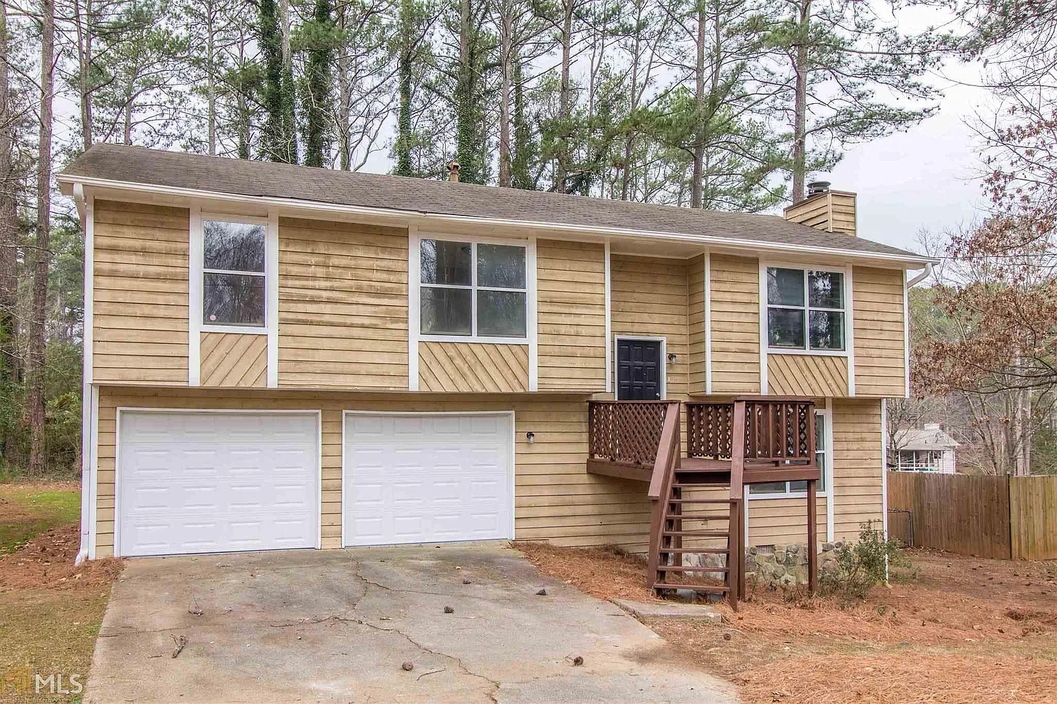 3233 Deshong Dr photo 1
