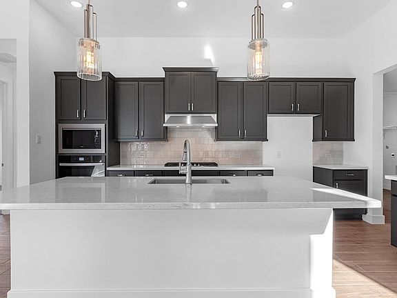 3rd image of 7203 Mellow Glen Way
