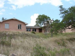 460 Eagles Peak Dr, Fischer, TX 78623
