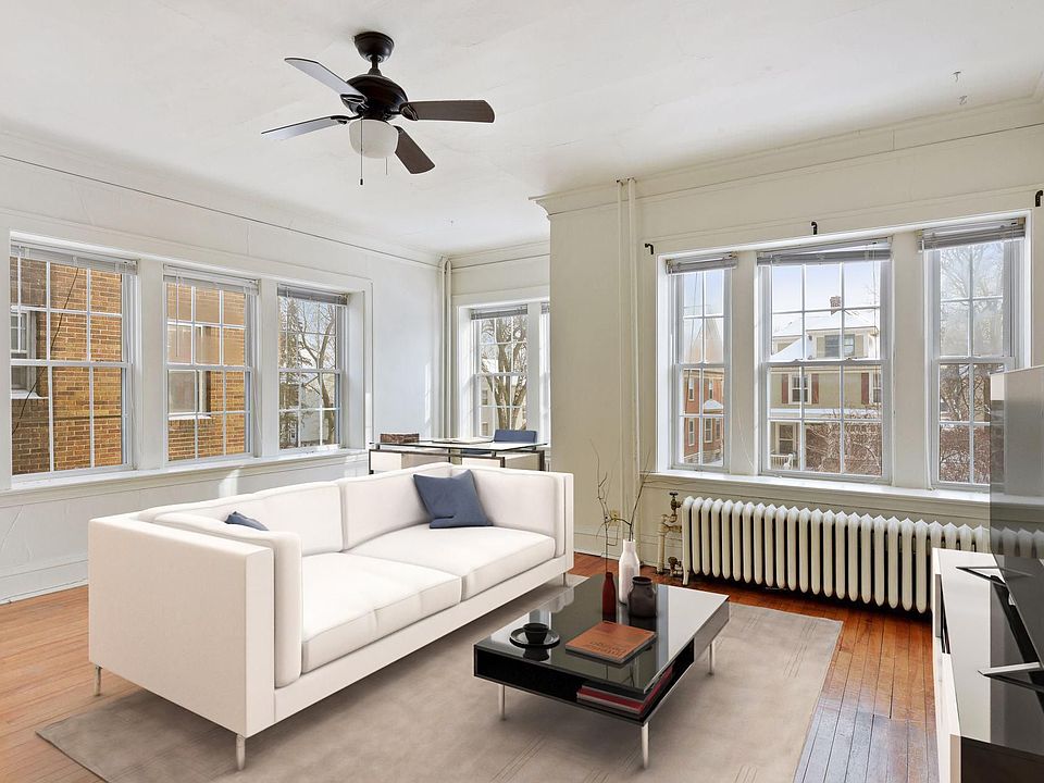 1st image of 2222 Girard Ave S APT 4