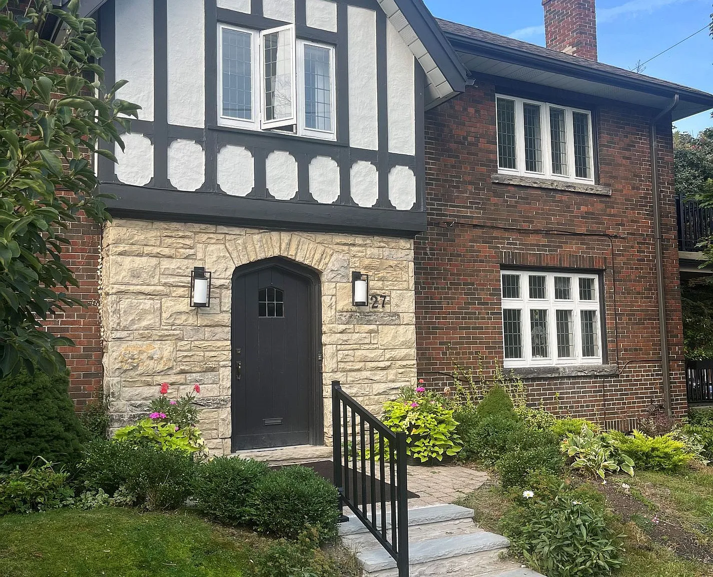 1 bed, $1,729 — Photo 1