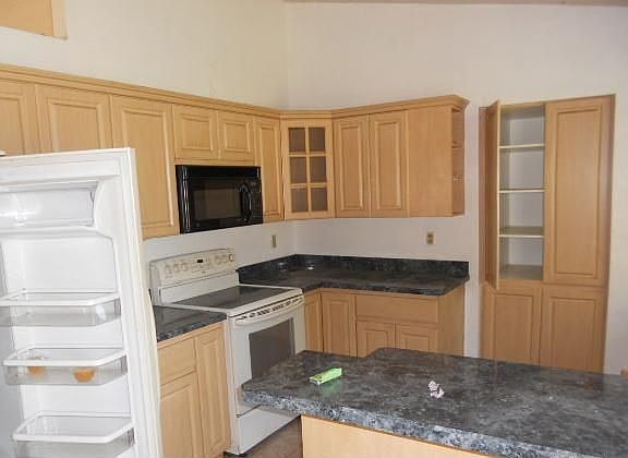 3rd image of 1841 Florida Ave