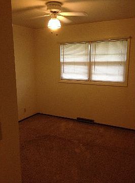 5th image of 3628 9th Ave N APT B