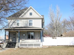 703 3rd St, Brookings, SD 57006