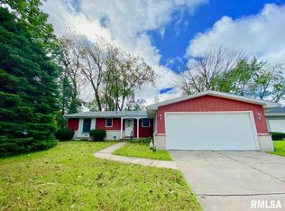 3320 W Brookside Dr, Peoria, IL