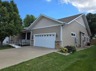 1580 SE Holiday Crest Cir, Waukee, IA 50263