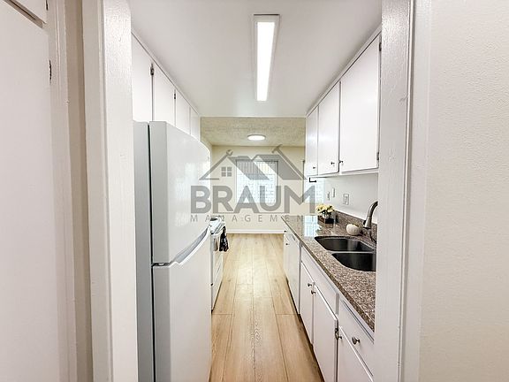 3rd image of 5461 Kester Ave APT 119