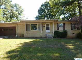 4807 Rutledge Dr NW, Huntsville, AL 35816