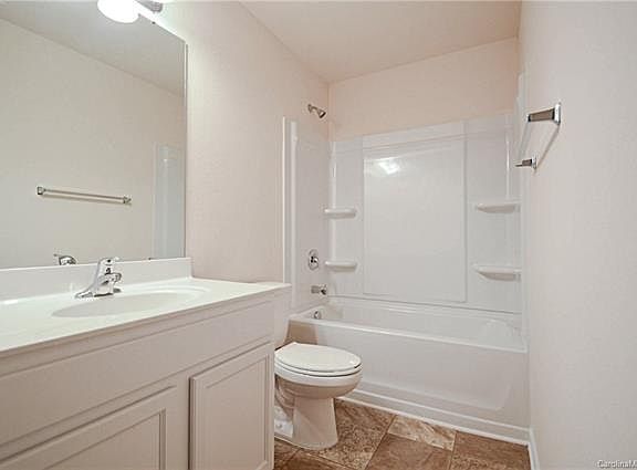 3rd image of 1945 Boulder Ct