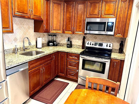 3rd image of 4140 NW 44th Ave APT 311