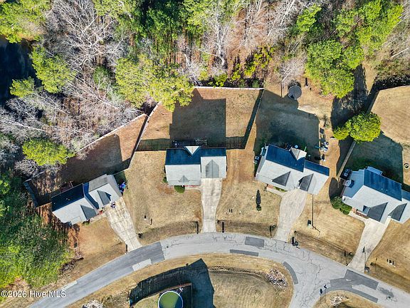 5th image of 54 Carter Drive