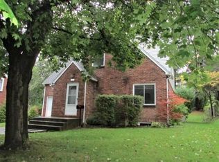 1121 Glenwood Rd, Vestal, NY 13850