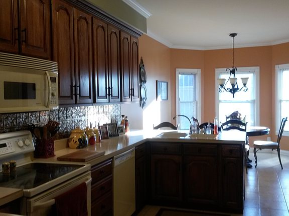 Kitchen/breakfast area
