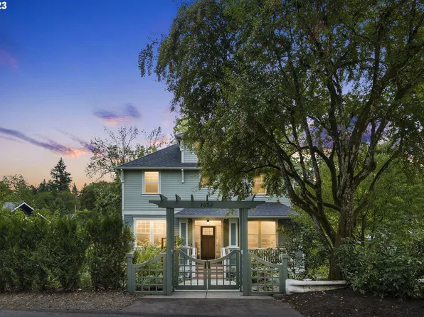 3652 SW Hume St, Portland, OR 97219