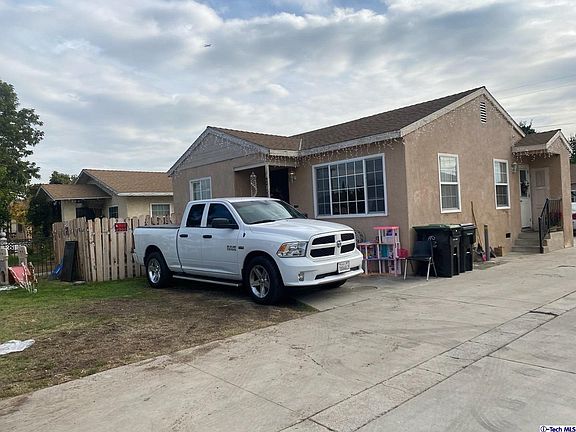 3rd image of 4212 E 54th St