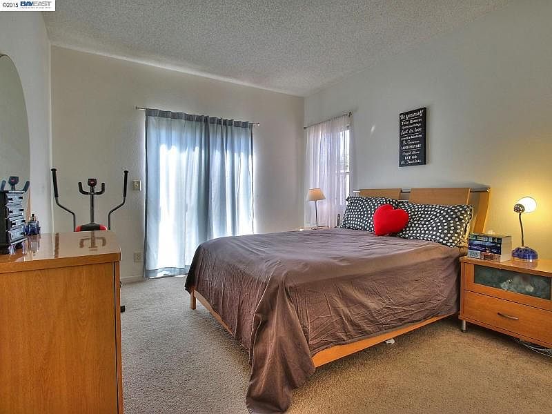 1st image of 3845 Yorkshire St #7