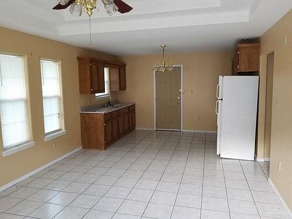 4th image of 1810 W Portales Dr APT C