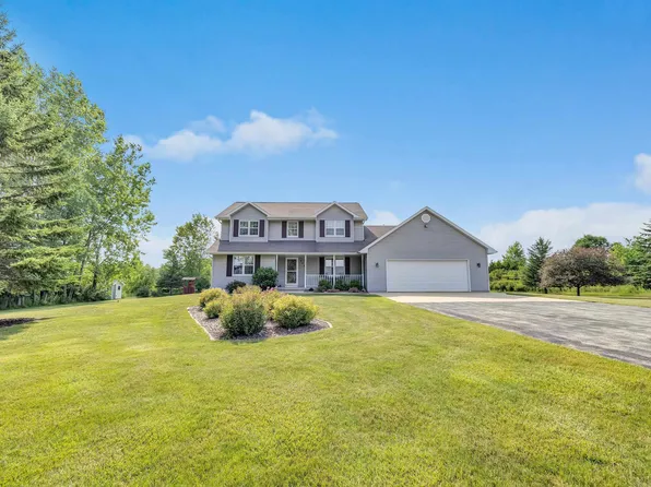 2081 Saint Kilian Rd, New Franken, WI 54229