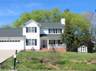 141 Camden Ct, Advance, NC 27006