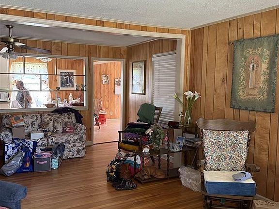 2nd image of 305 S Lansdale Dr