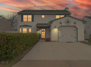 1825 Gershwin Dr, Virginia Beach, VA 23454