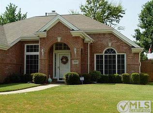 2825 Cheshire Way, Grand Prairie, TX 75052
